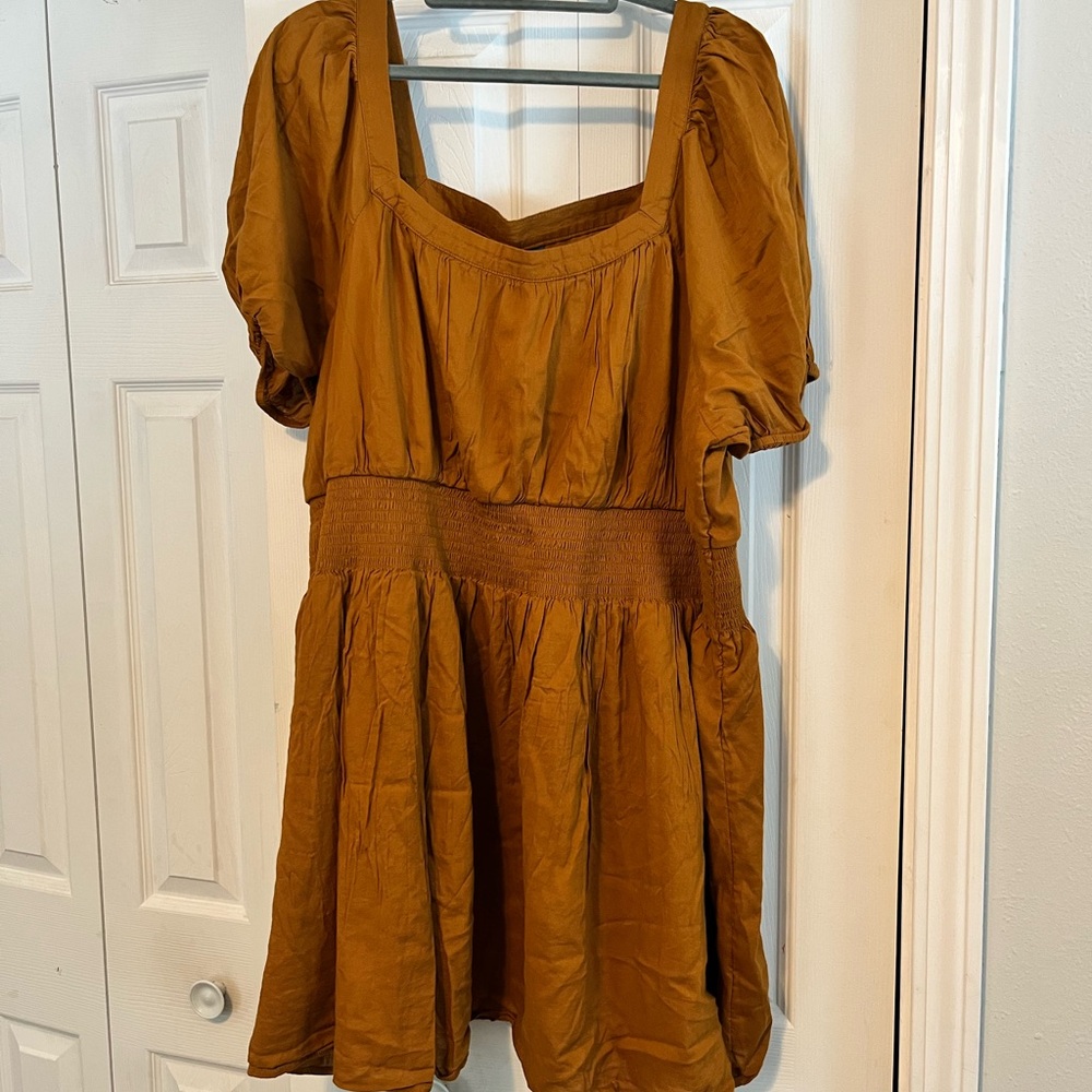 Old Navy Women's Tan Mini Dress